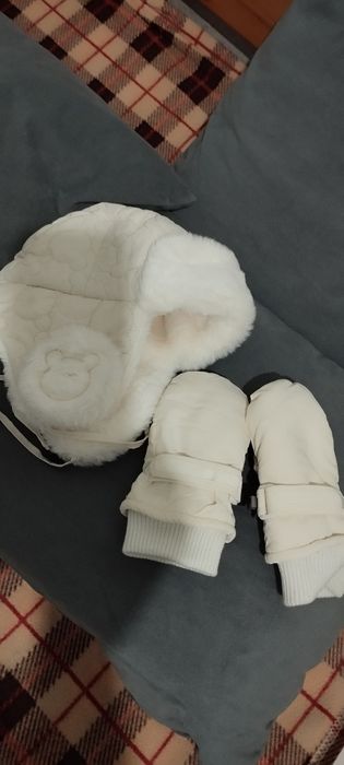 Шапка ушанка+ варежки 3-4 года