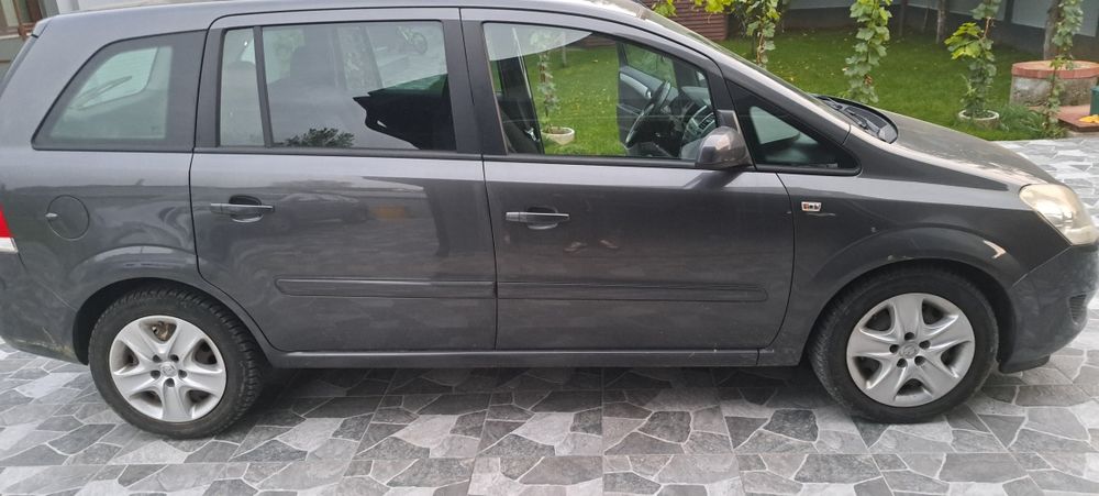 Vând 0pel zafira 1.7 dizel