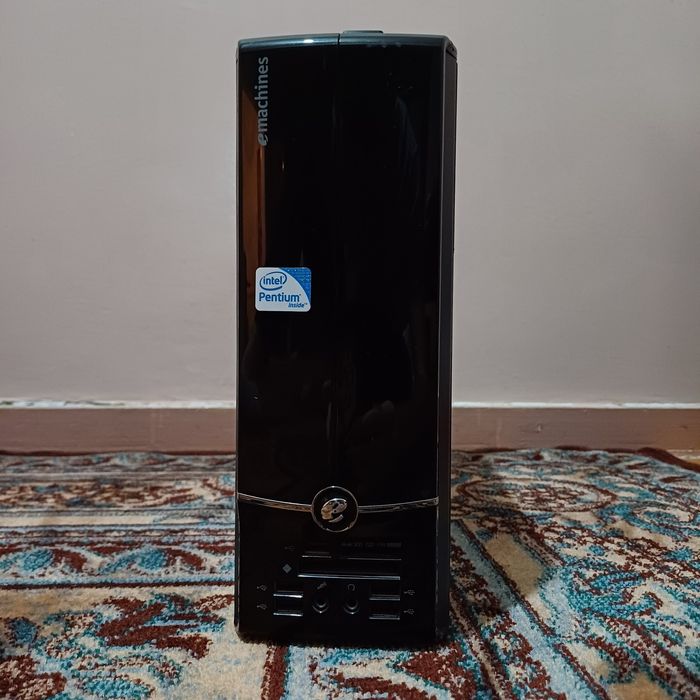 eMachines by Acer EL1850