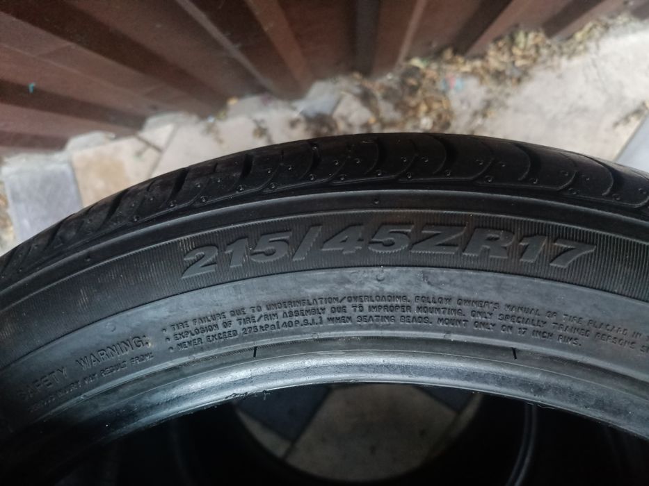 Продам шины в идеальном состоянии .