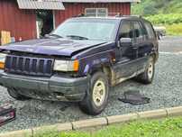 Dezmembrez grand cherokee zj 2,5 /4,0