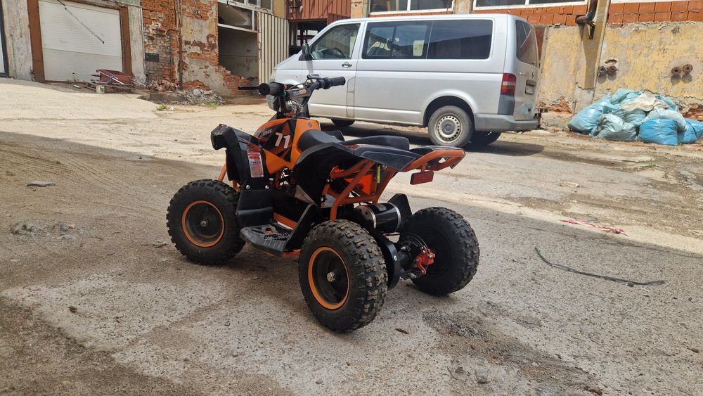 Vand atv quad copii electric aproape nou
