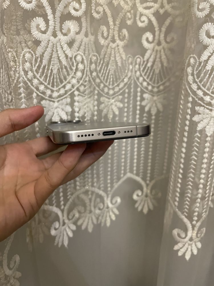 Iphone 15 pro 89% yomks SIM