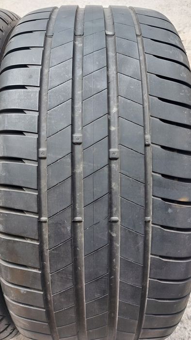 Летни гуми 235/40/19 Bridgestone Turanza T005 2 броя
