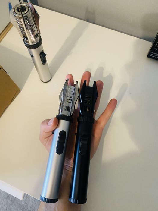 Bricheta flacara mare.