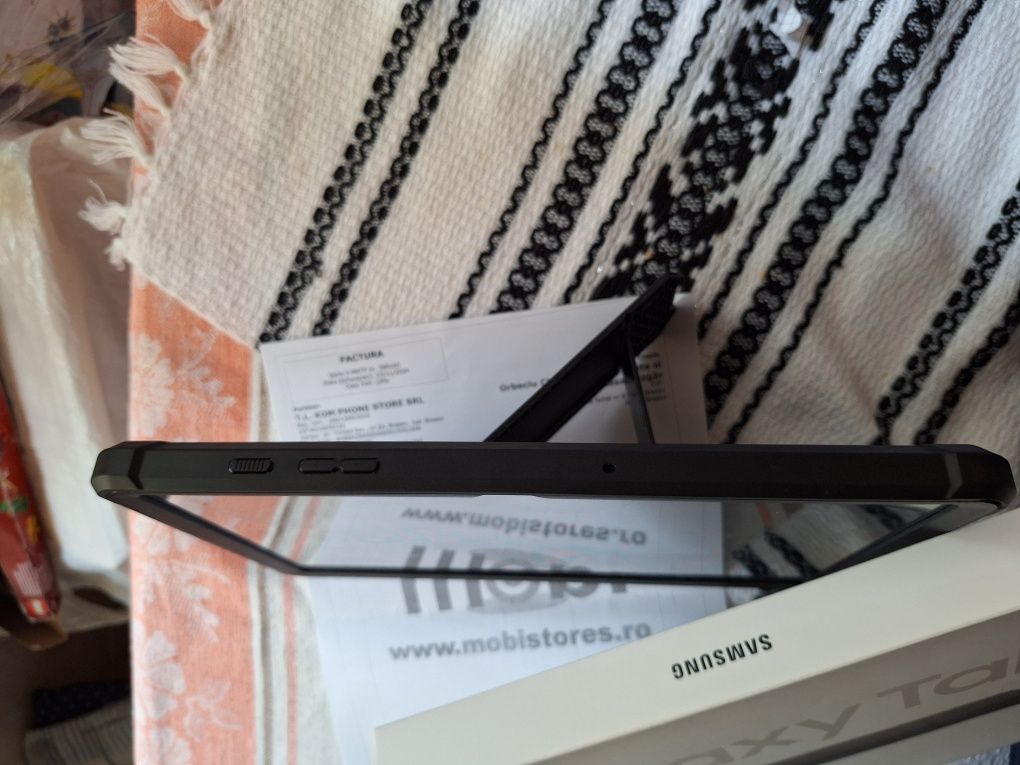 Vând Tableta Samsung tab A9+5G 8GB 125 GB