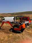 Excavator Și Transport  Camionetă Basculabilă