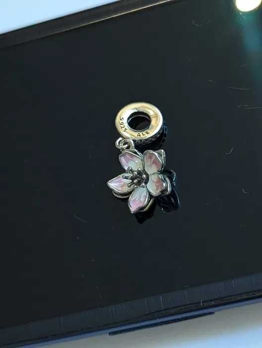 Талисман Пандора|Pandora