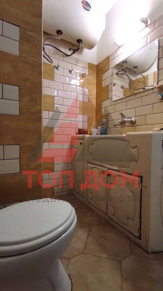 Дава се под наем Двустаен апартамент в Варна, Център - 60 кв.м за 382.5 € - Снимка #5