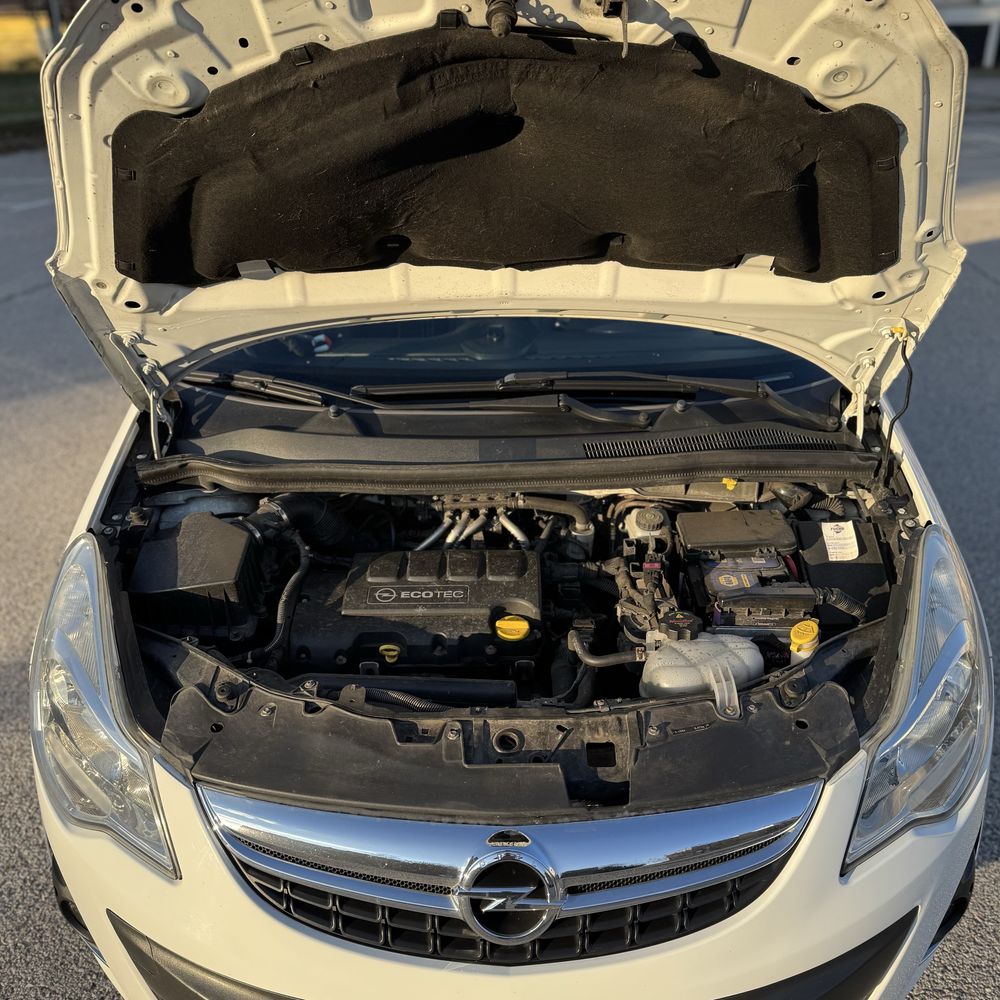 Opel Corsa 1.2 2012