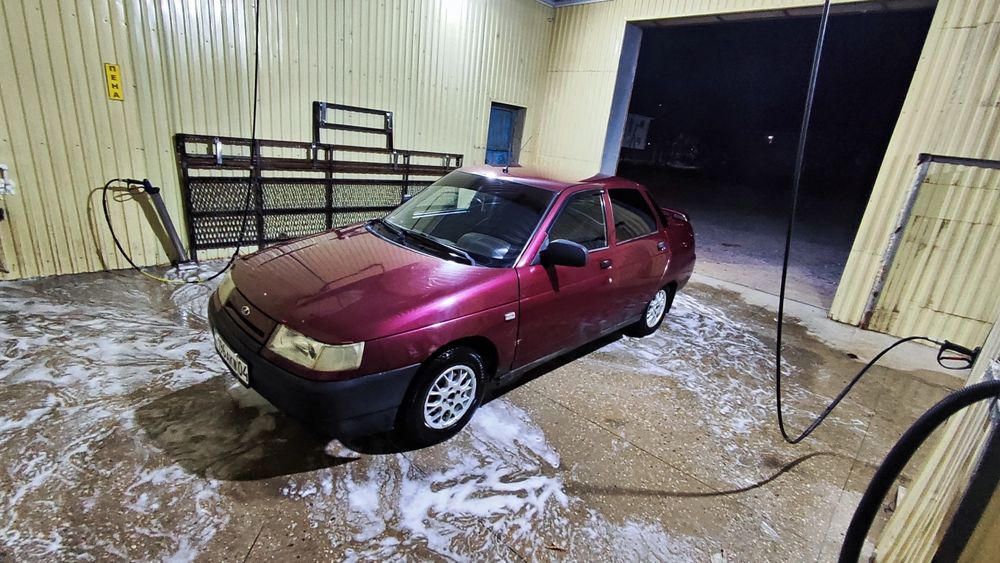 Продам авто ваз 2110