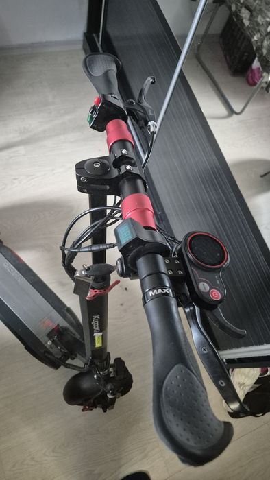 Електричекса тротинетка Kugoo M4 Pro