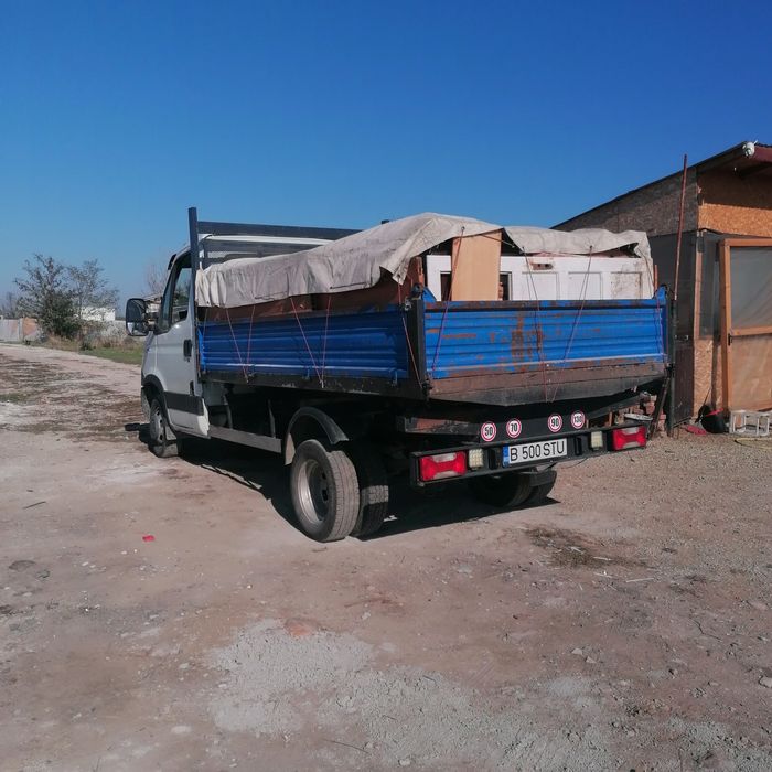 Vând deșeuri pentru foc