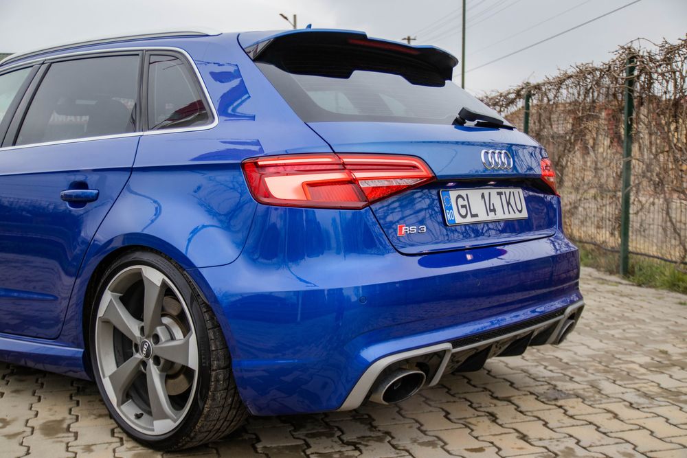 Audi RS3 Sportsback Quattro Automatic