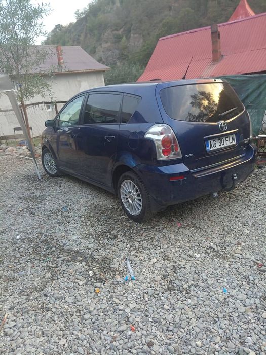 De vanzare sau schimb Toyota corolla verso d4d 7 locuri