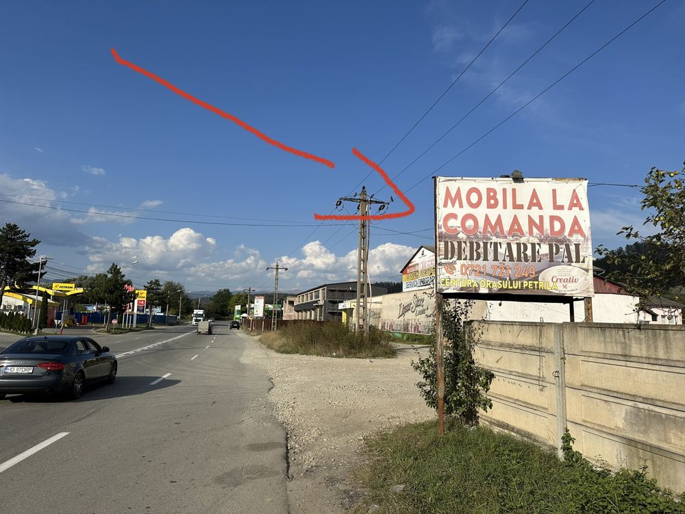 Închiriez panou publicitar zona Livezeni , la intrarea in oraș !