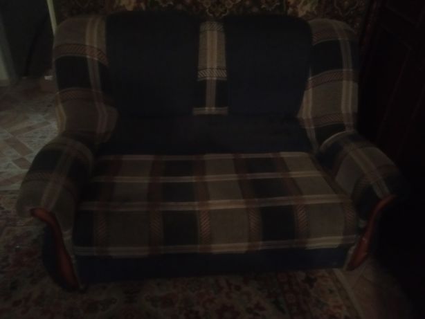 Мебель кресло и мини диван,стенка,и диван