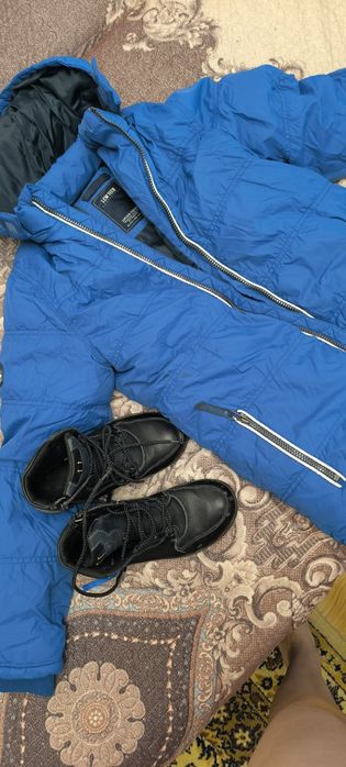 Отдам. Куртка 146 размер, обувь 33 размер