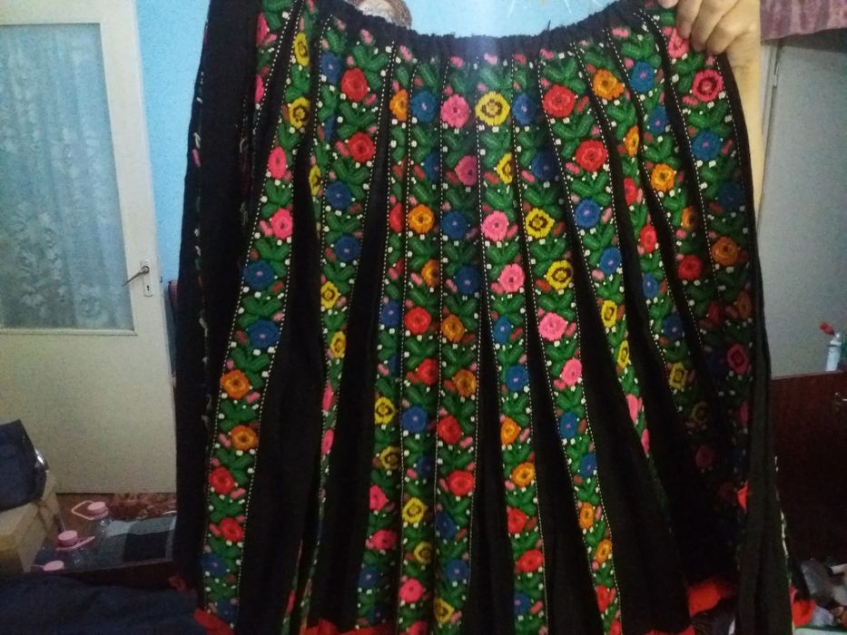 Fustă țărănească(Zavelcă)