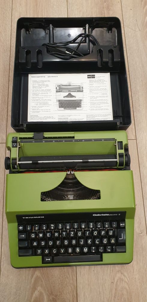 Masina de scris Triumph-Gabriele Electric S