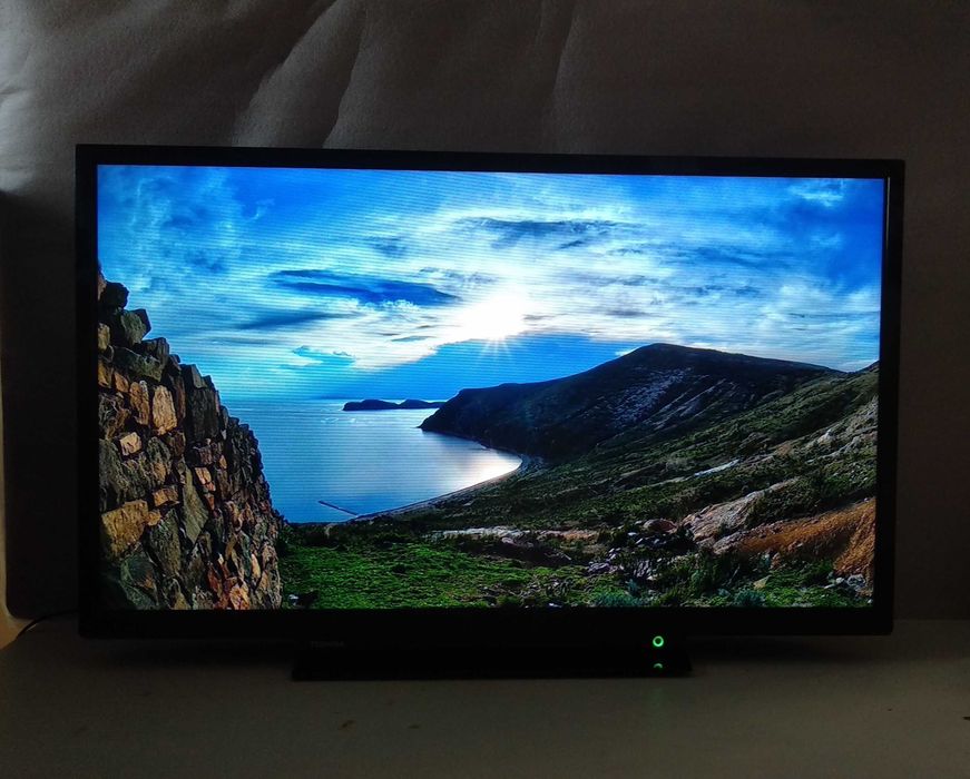 Телевизор TOSHIBA 32W1733DG