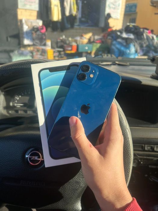 12 айфон продается