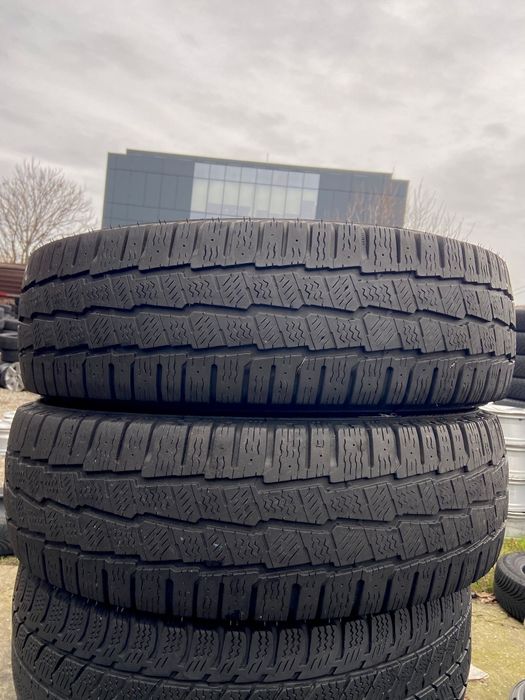 Doua anvelope Iarna  : 225 75 16 C - Michelin -