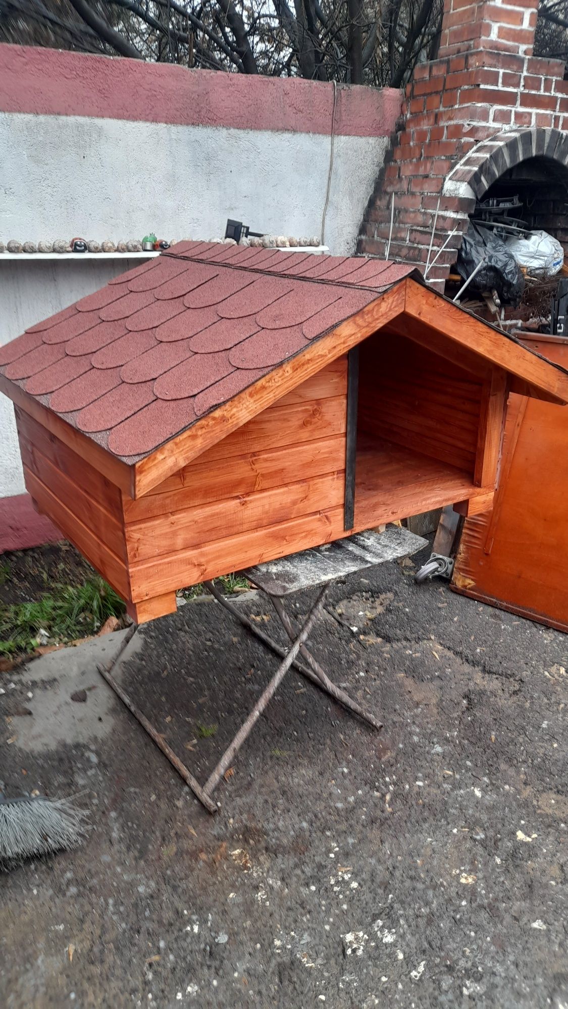 Cușcă câine izolată termic cu veranda