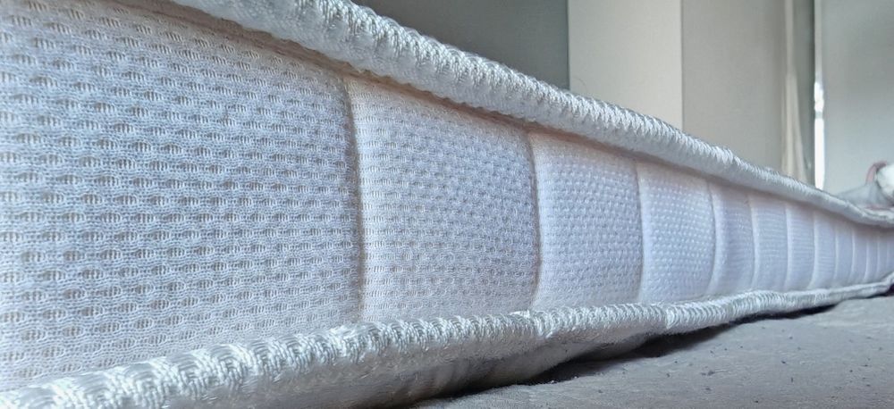 Детски матрак - Magniflex Fiaba white baby feet