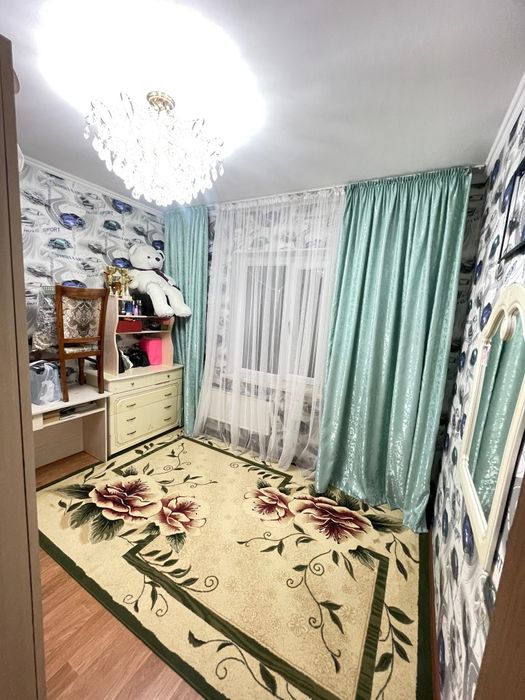 Срочно продаеться 3х комн.квартира в 10 микр
