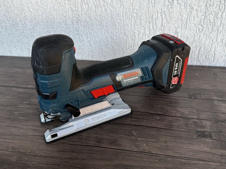 Fierastrau pendular BOSCH Professional GST 18V-Li S