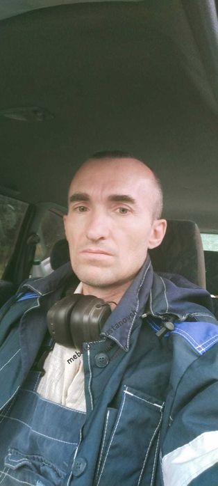 сборка мебели, сборка кухни,спальни, и т.д. разборка мебели. Мебельщик