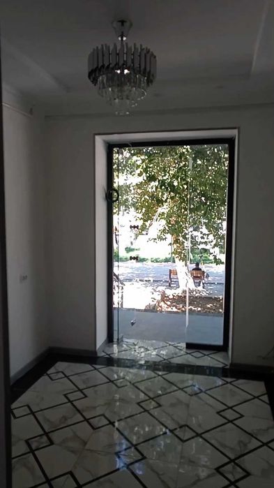 Аренда – первая линия, торговые ряды ул. Катартал ТЦ Parus