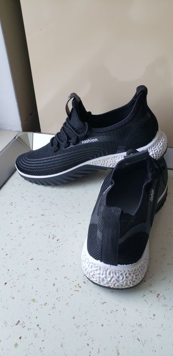 Pantofi de damă pentru sport