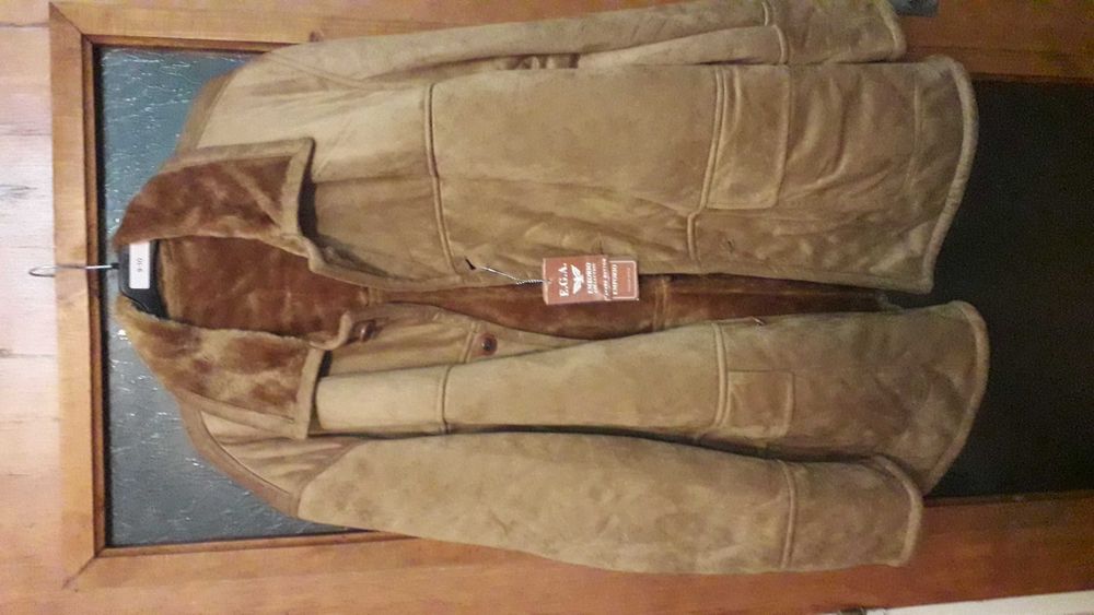 Haina blana sintetica cojoc scurt 50 52 Italia