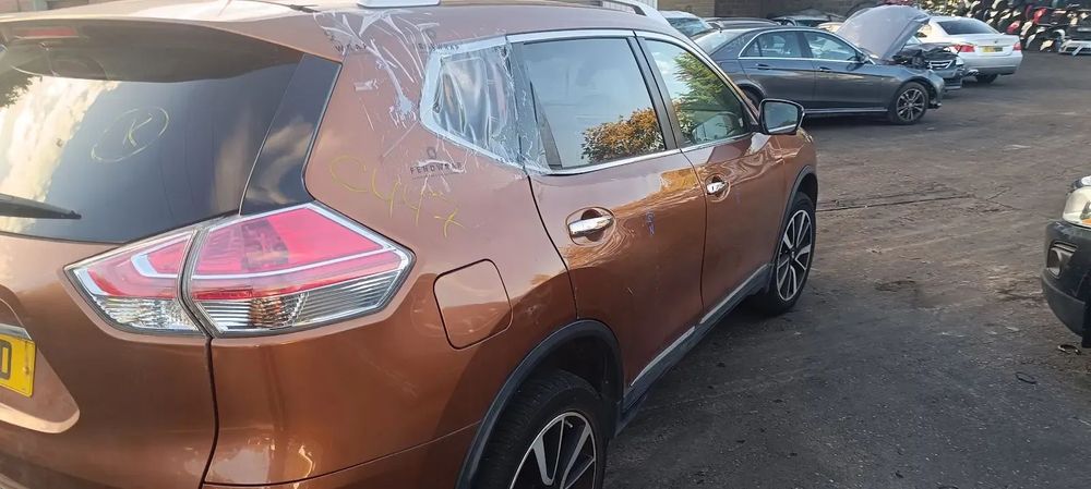 Dezmembrari / Dezmembrez Nissan X-Trail 1.6 R9M cutie viteze manuală cod culoare EAR