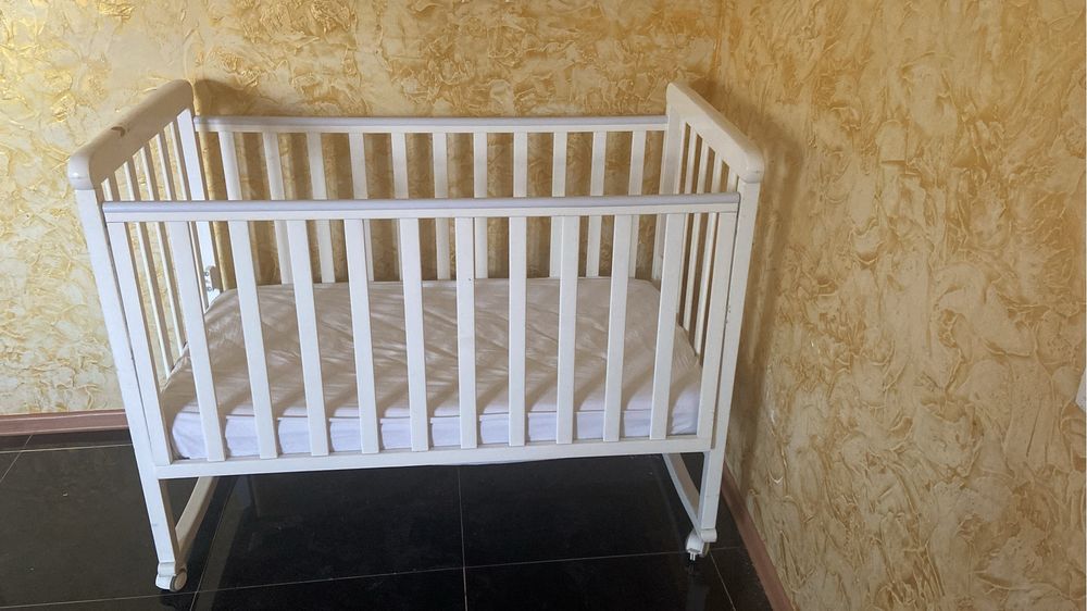 Манеж детский б/у в хорошем состояний