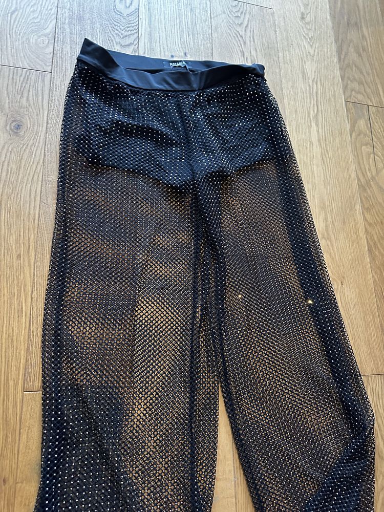 Pantaloni Ocazie Pull&Bear noi