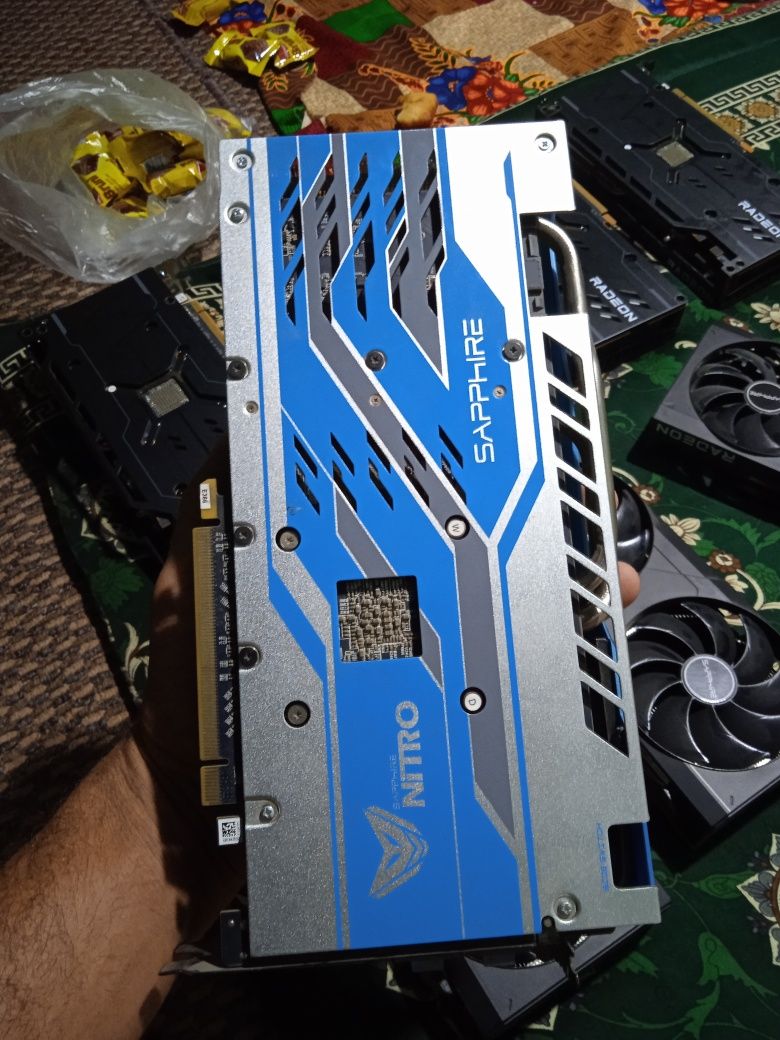 Видиокарта 8gb сотилади
