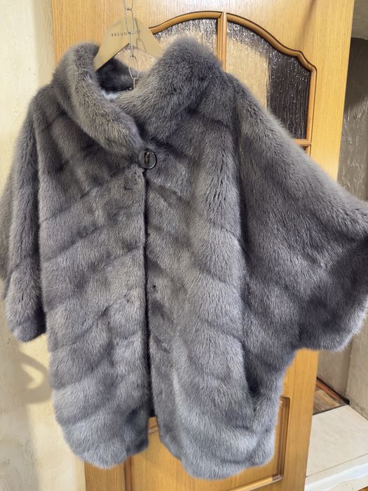 Стильная норковая шуба  оверсайз