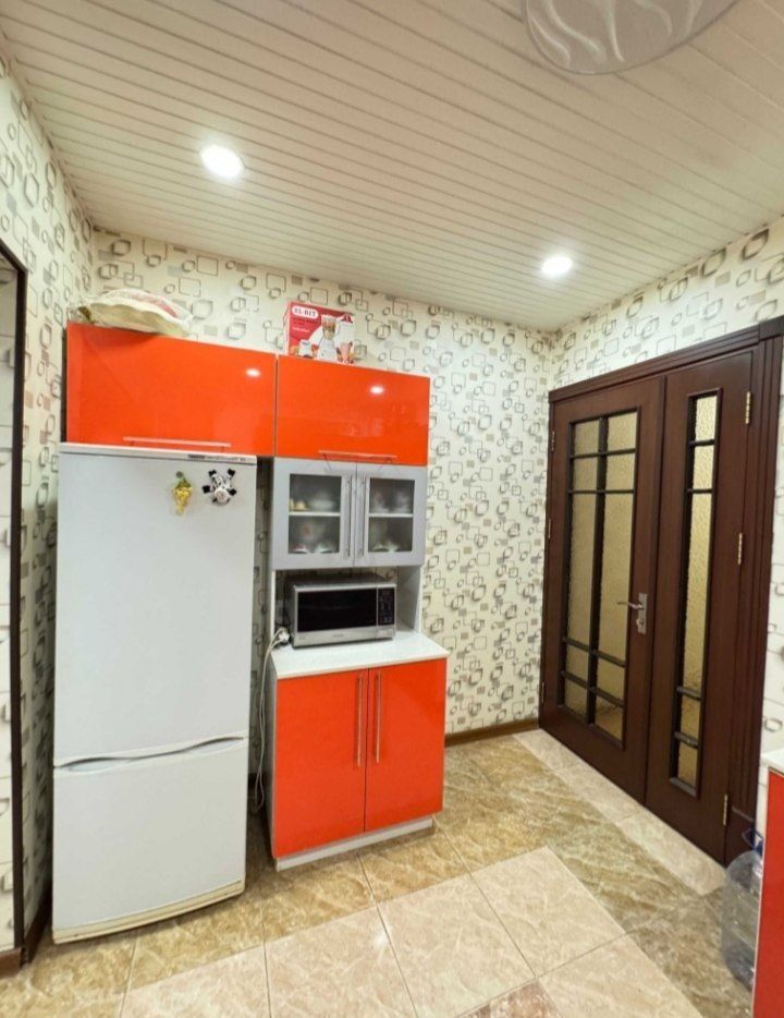 Продаётся квартира Юнусабад 10кв 3/5/5