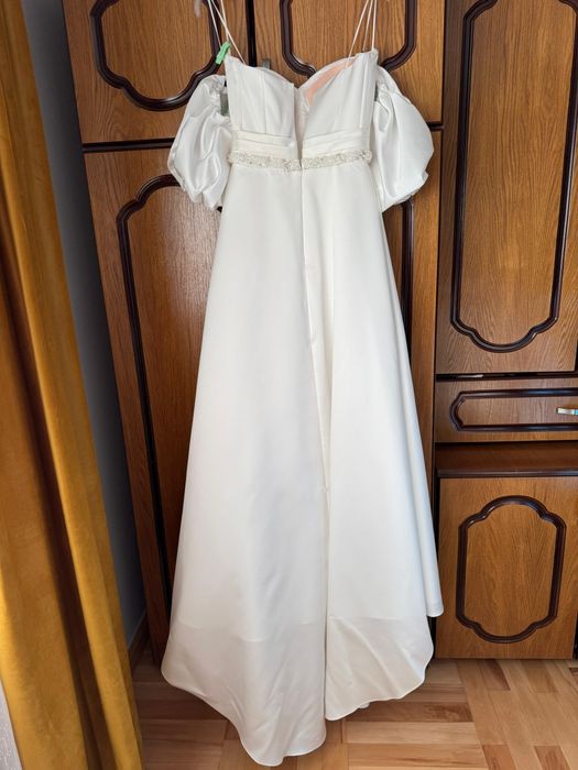 Rochie de mireasa din Satin