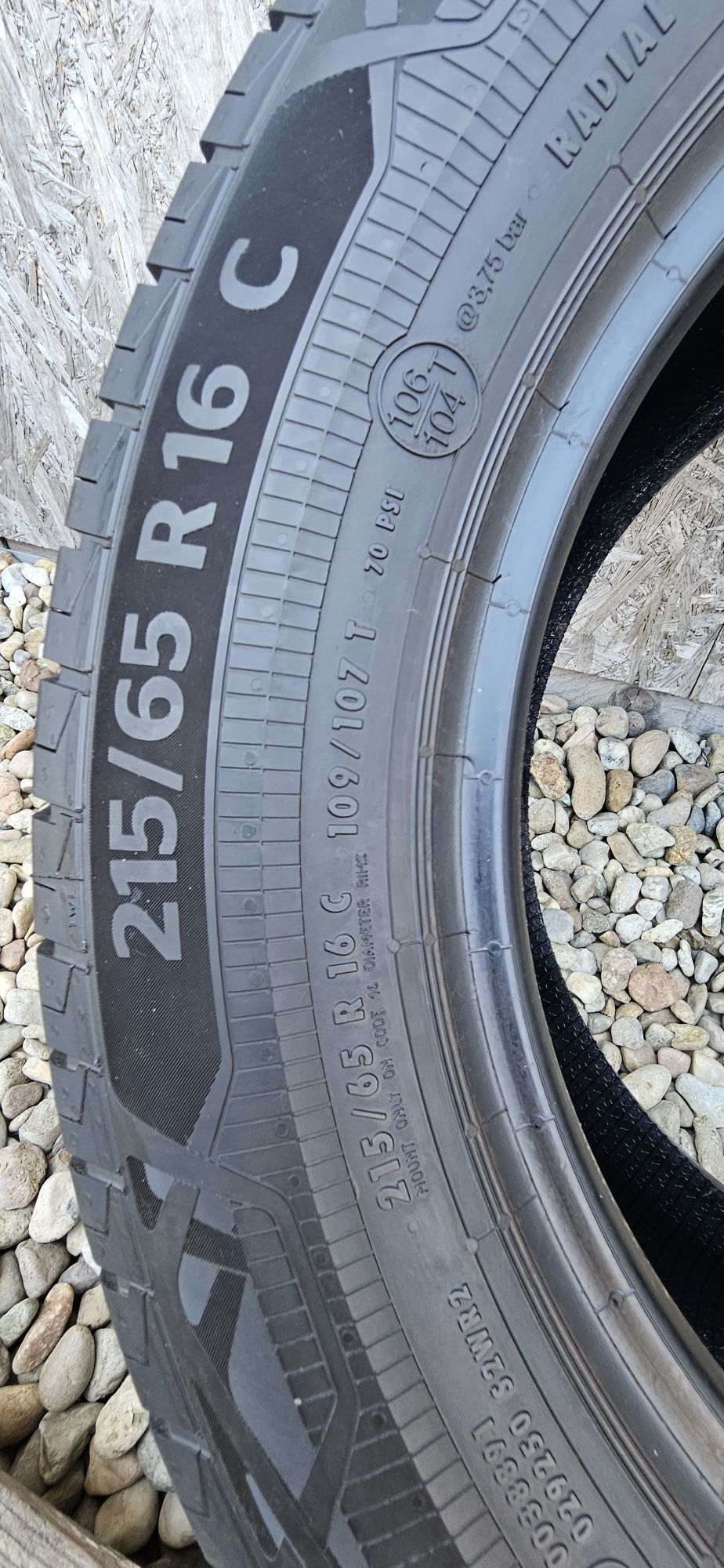 Anvelopa Continental 215/65 R16C 109/107T Michelin 215/65 R16C 106/104