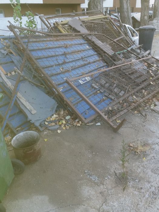 Stâlpi pentru hale,zincati noi.