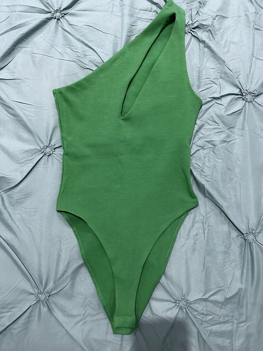 Body Zara marimea xs.