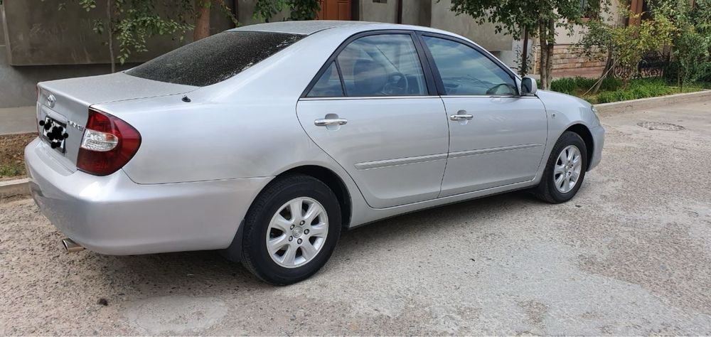 Toyota camry 35 dubai