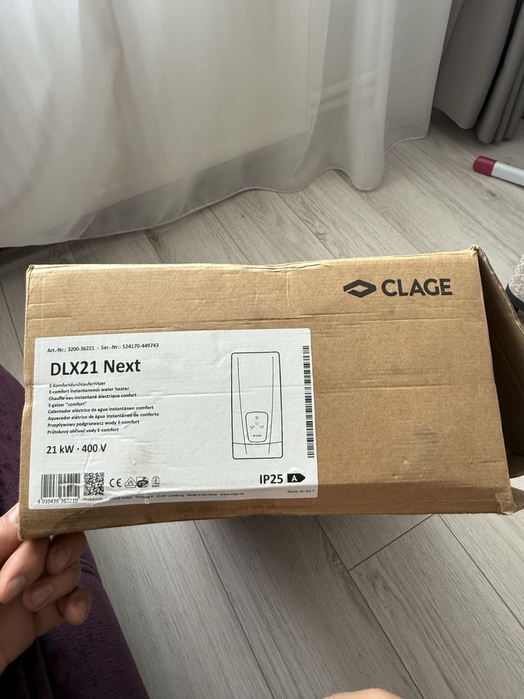 Încălzitor de apă instantaneu E-comfort DLX Next