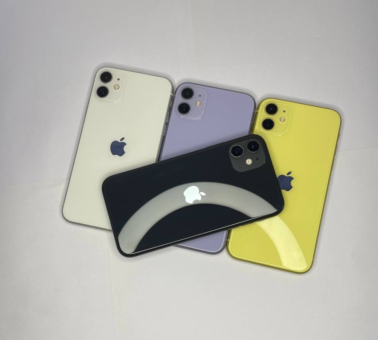 IPhone 11  128/64 GB