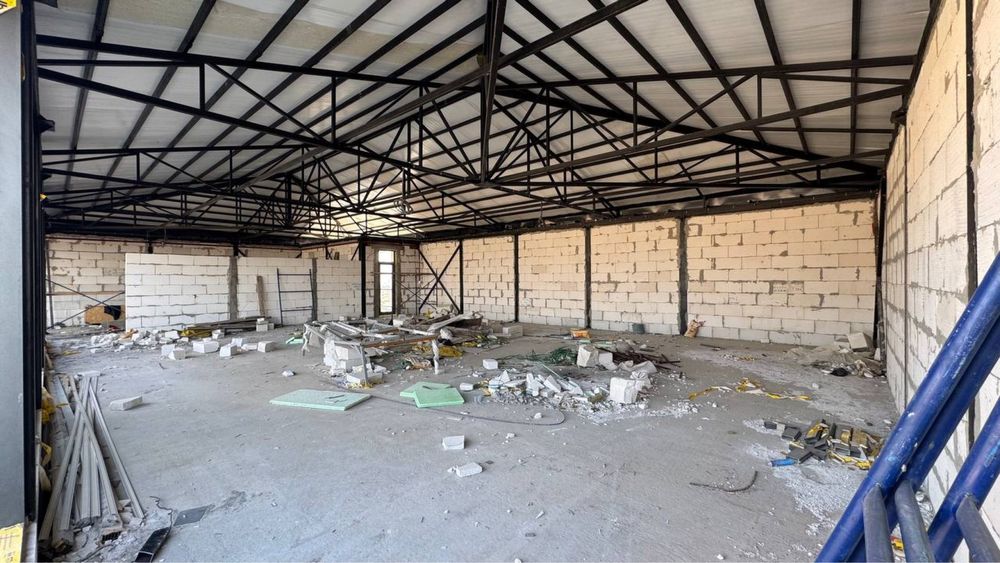 Продается помещение в новом бизнес центре