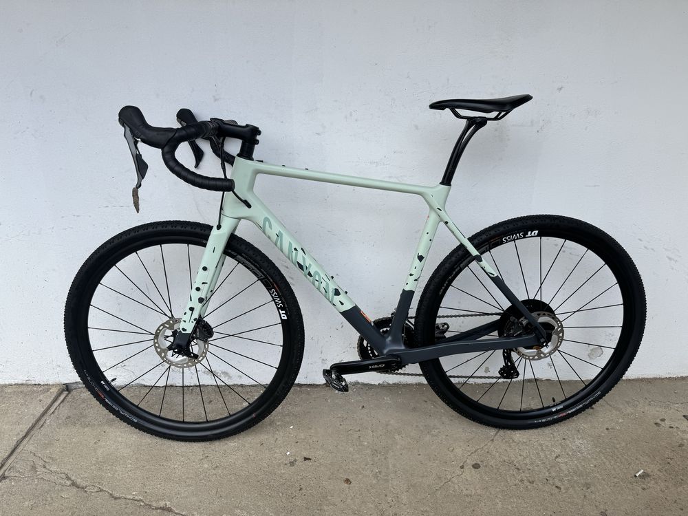 Bicicleta  gravel Canyon Grizl CF SL